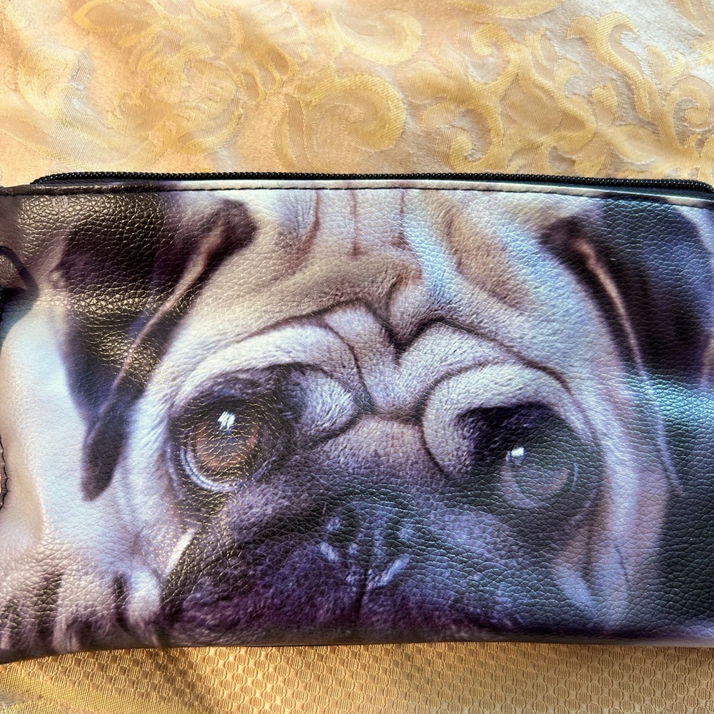 Cute Pug Dog Face Wristlet Bag